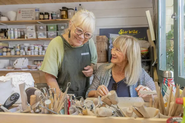 Réalisez votre pièce en terre-mêlée avec Monique - Image n°4 - Wecandoo