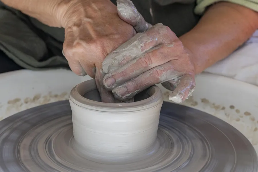 Initiez-vous au tour avec Monique - Image n°1 - Wecandoo