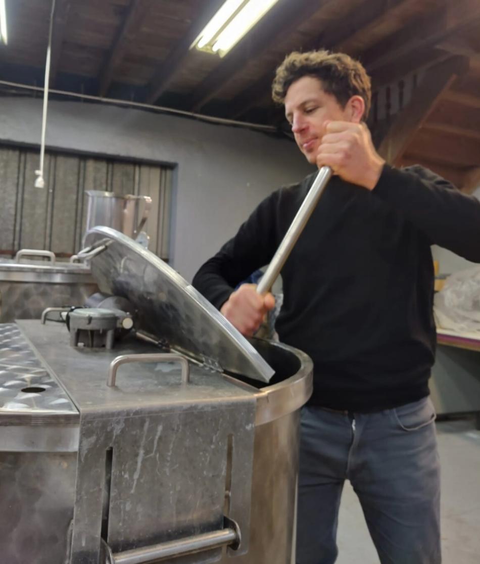 Visitez une brasserie et dégustez des bières artisanales autour d'une planche avec Brice - Image n°4 - Wecandoo