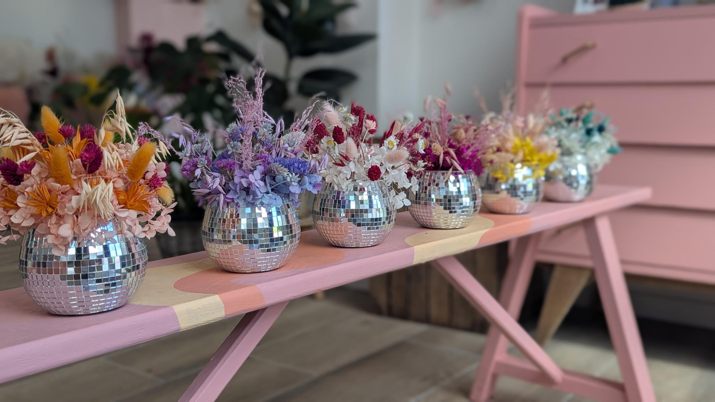 Composez votre boule disco en fleurs séchées avec Leana - Image n°4 - Wecandoo