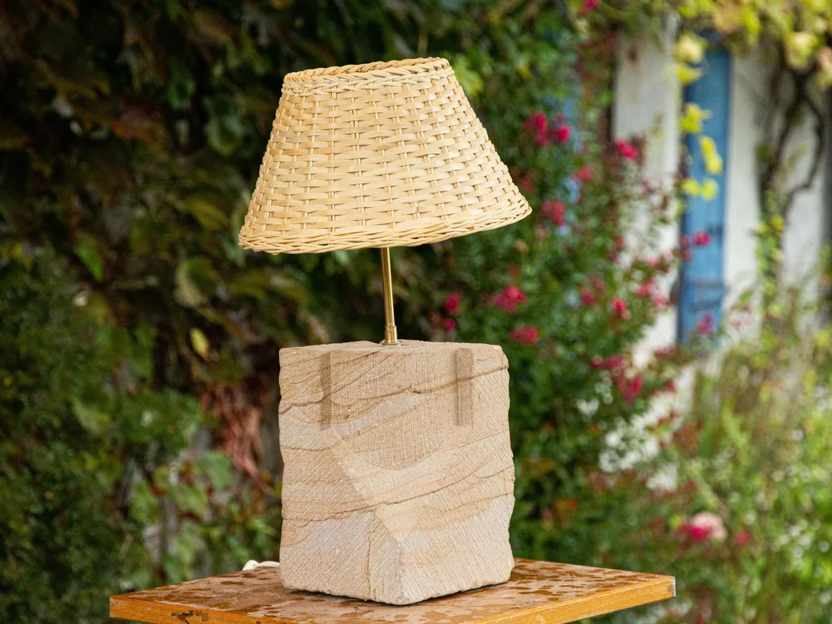 Sculptez votre luminaire en pierre