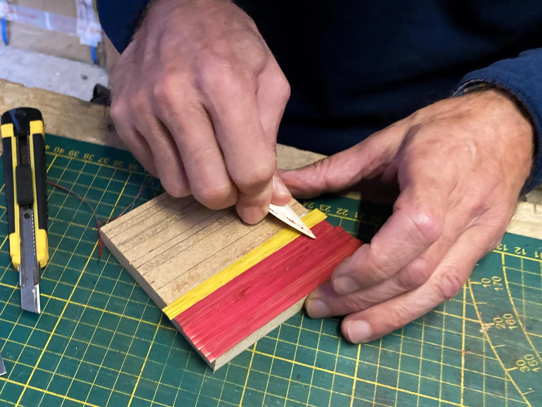 Initiez-vous à la marqueterie de paille avec Emmanuelle et Quentin - Image n°2 - Wecandoo