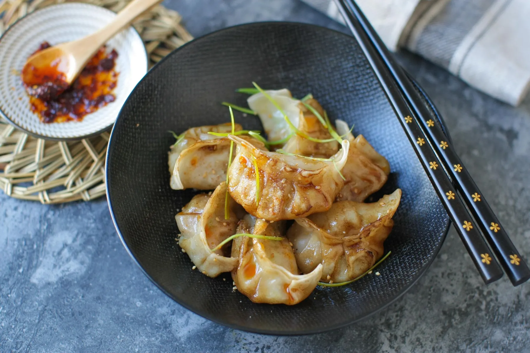 Réalisez vos raviolis originaires de trois pays asiatiques : Gyoza (Japon), Jiaozi (Chine) et Mando (Corée) - Image n°3 - Wecandoo
