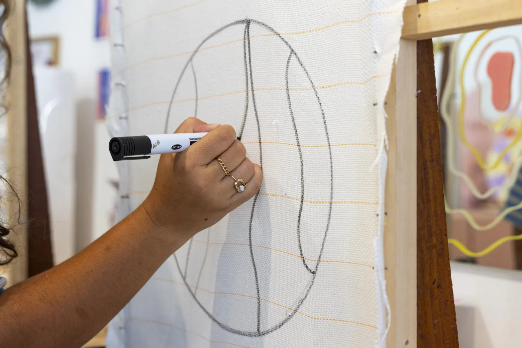 Tuftez votre tapis sur une journée avec Anissa - Image n°2 - Wecandoo