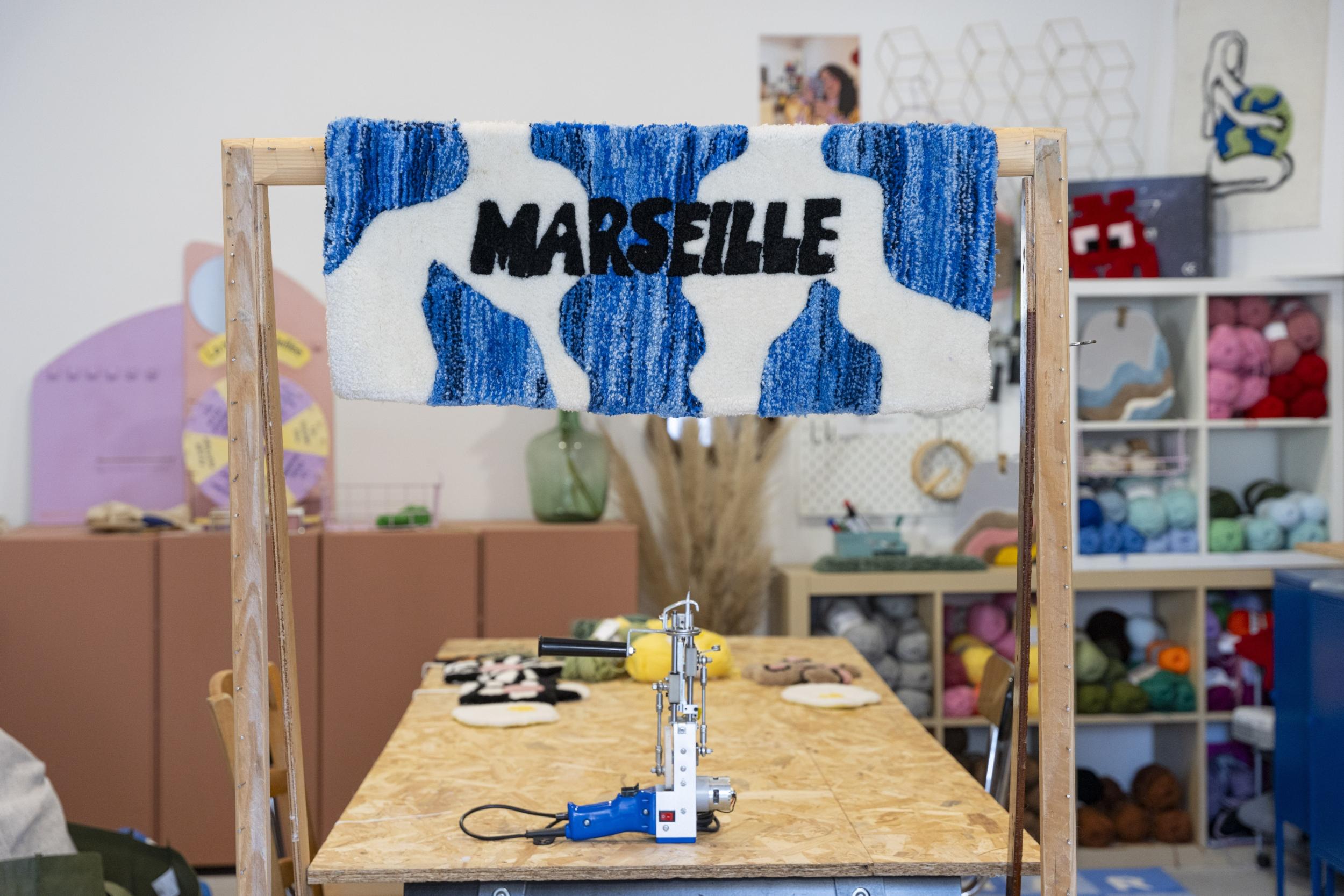 Découvrez le tufting avec Anissa - Image n°8 - Wecandoo