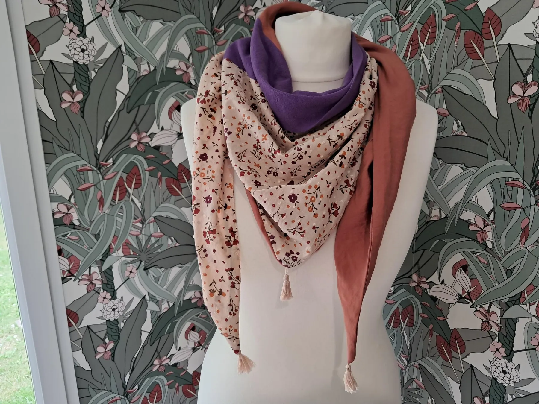 Réalisez vos foulards à pompon en famille accompagnés par Lucile - Afbeelding nr. 1 - Wecandoo