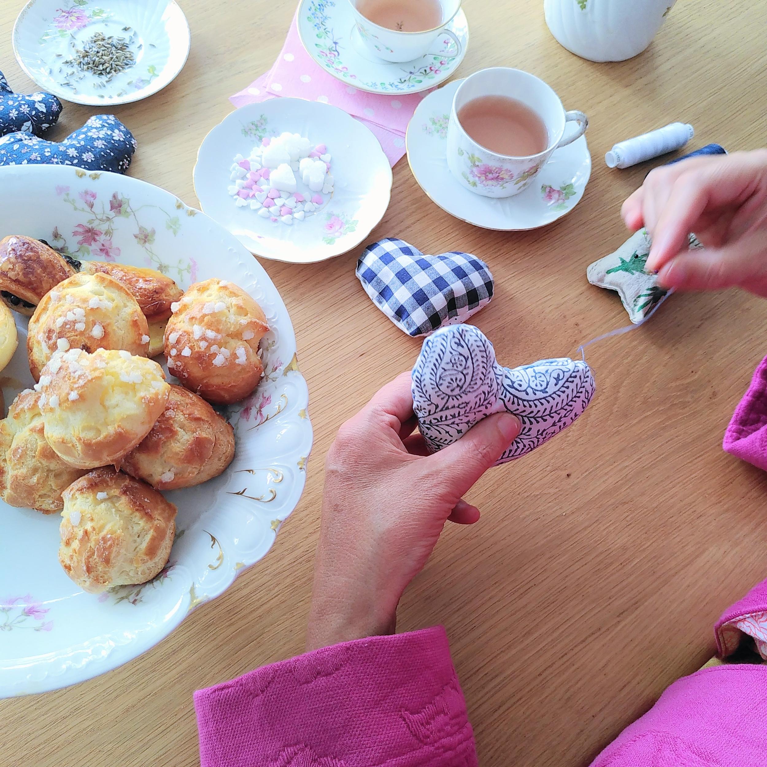 Découvrez la couture autour d'un goûter