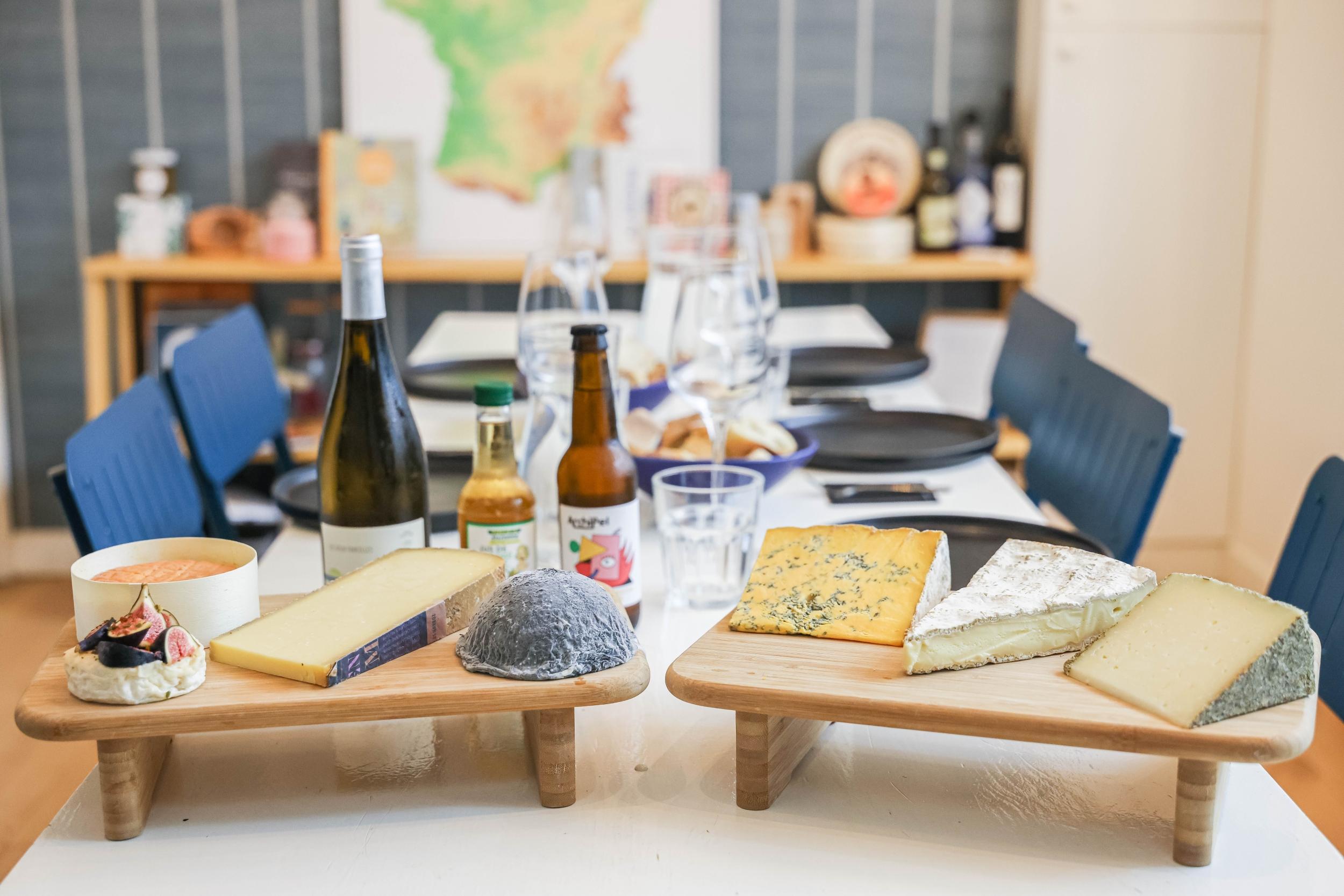 Dégustez six accords "punk" de fromages et boissons originales - Image n°2 - Wecandoo
