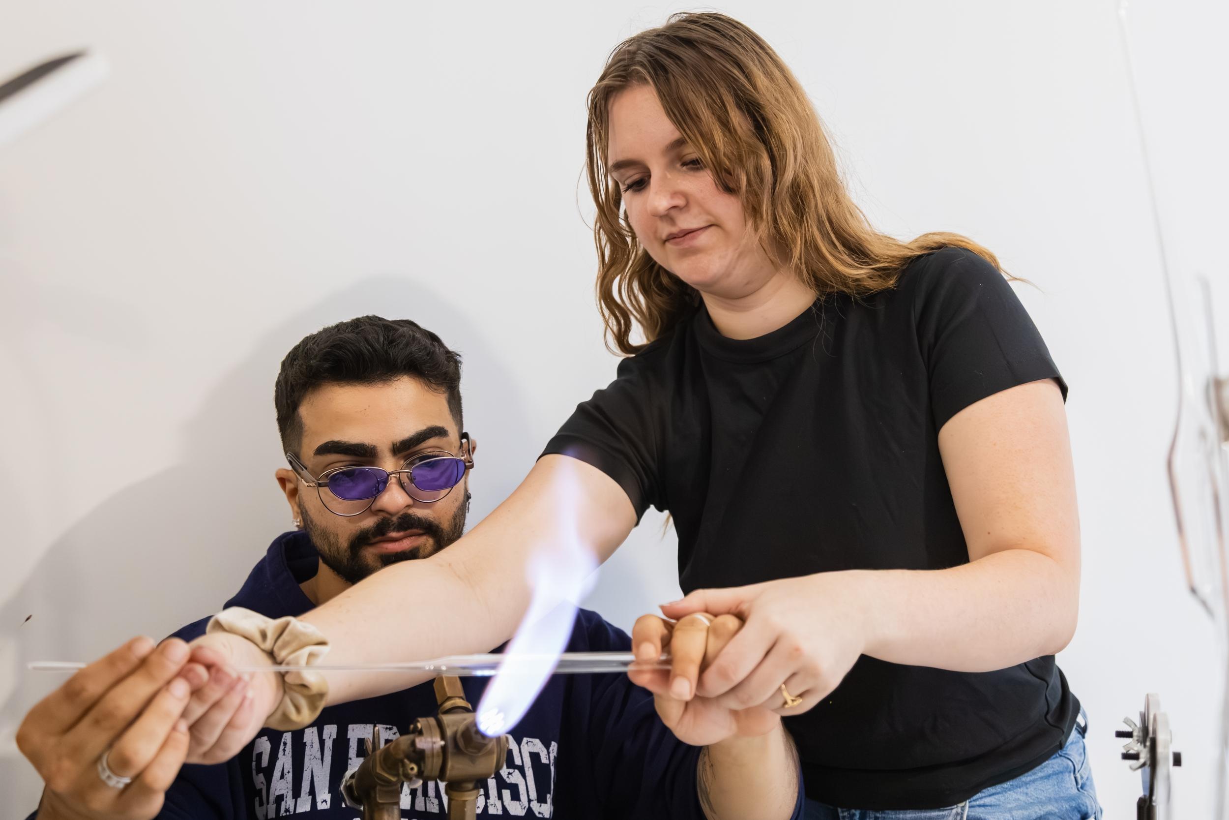 Réalisez votre création en verre avec Caroline - Image n°7 - Wecandoo