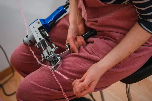 Réalisez votre tapis personnalisé de A à Z sur deux sessions avec Catherine - Image n°3 - Wecandoo