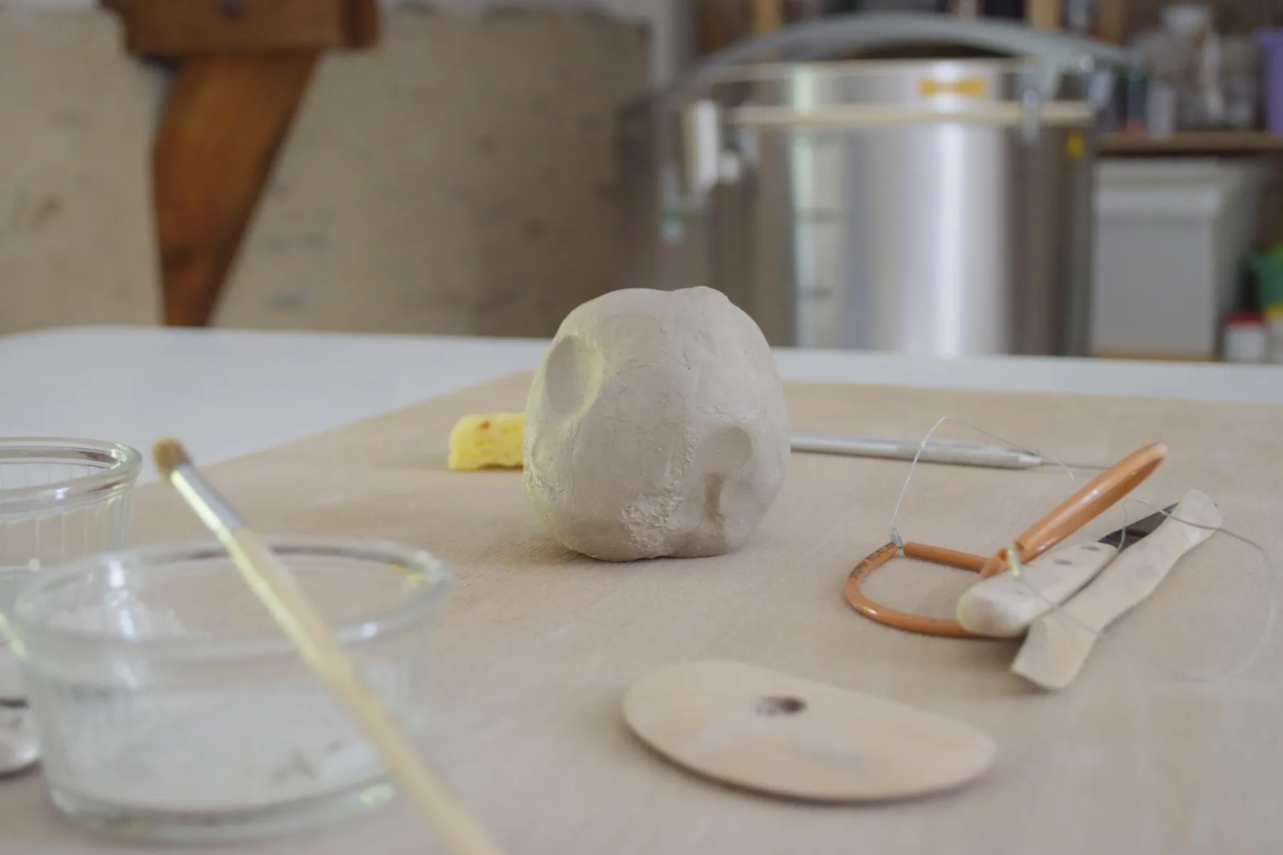 Modelez et décorez votre pièce en céramique avec Coline - Image n°2 - Wecandoo