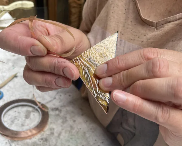 Créez votre vitrail à suspendre avec Jessica - Image n°2 - Wecandoo