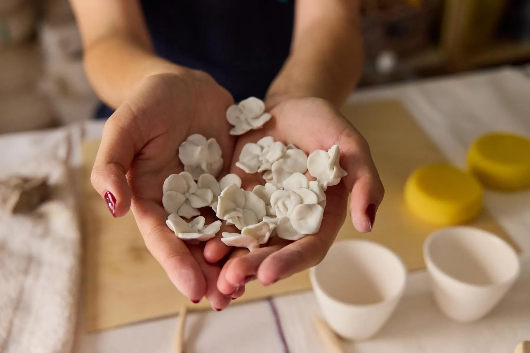 Initiez-vous au modelage et au pastillage avec Valérie - Image n°2 - Wecandoo