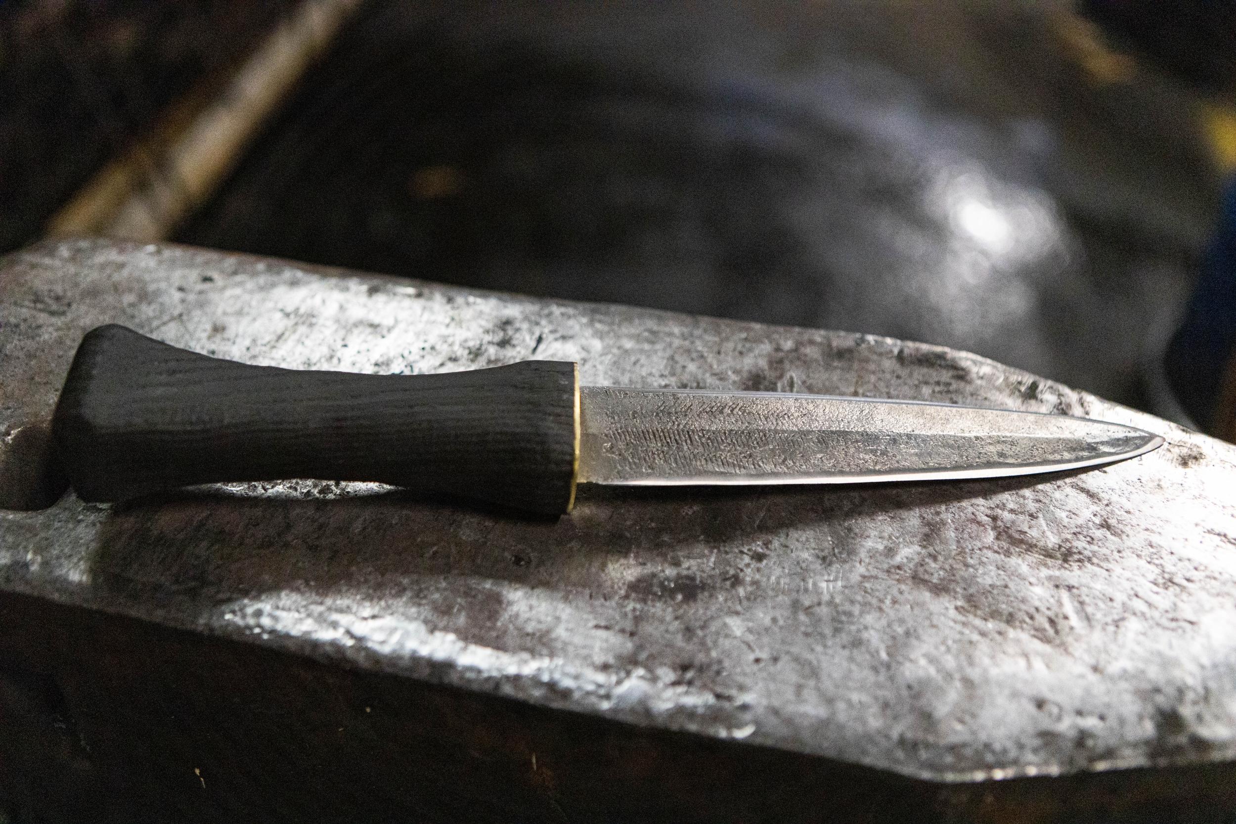 Forgez votre couteau médiéval sur une journée avec Quentin - Image n°8 - Wecandoo