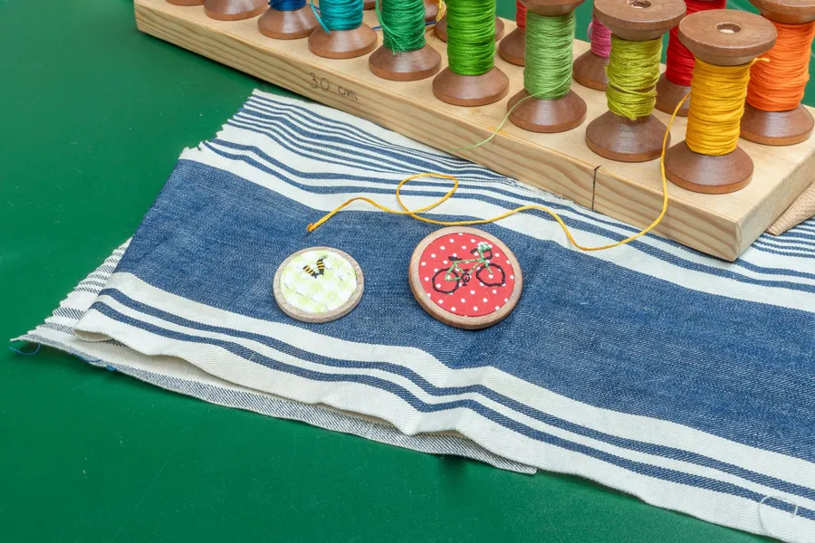 Brodez votre broche avec Yuna - Image n°1 - Wecandoo