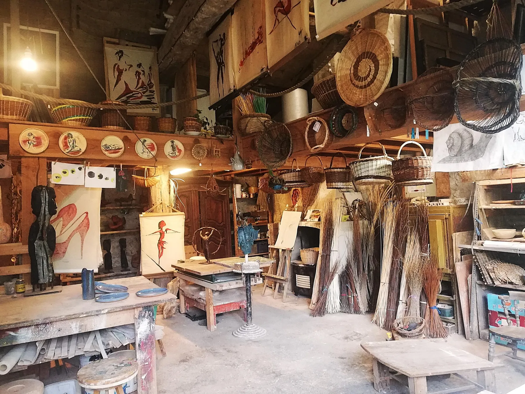 Fabriquez votre corbeille en osier de A à Z sur une journée avec Marie-Pierre - Image n°4 - Wecandoo