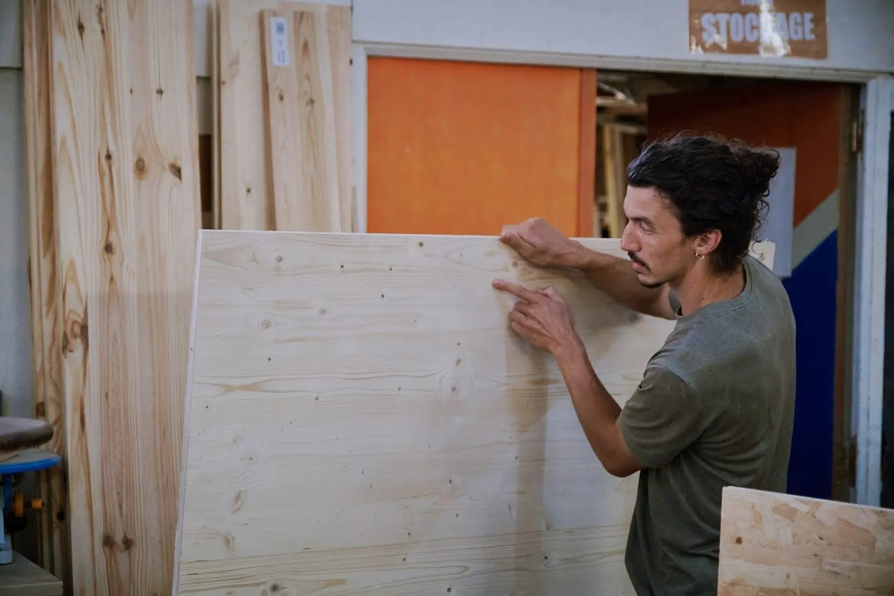 Fabriquez votre table basse en bois et métal avec François - Image n°3 - Wecandoo