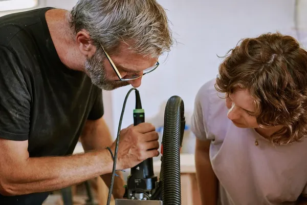 Fabriquez un tabouret en bois massif avec François - Image n°2 - Wecandoo