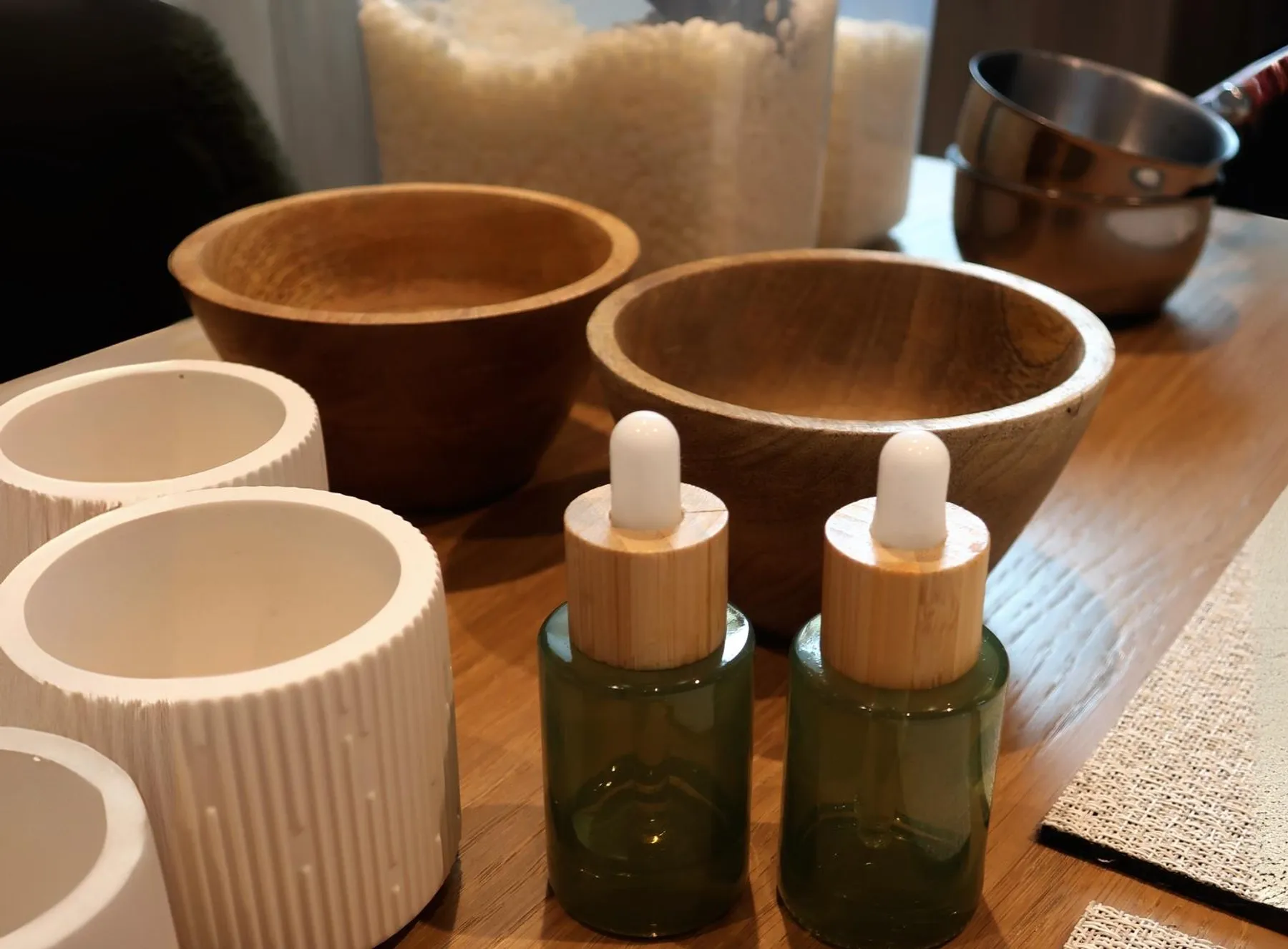 Fabriquez votre bougie parfumée et fleurie avec Maud - Image n°5 - Wecandoo