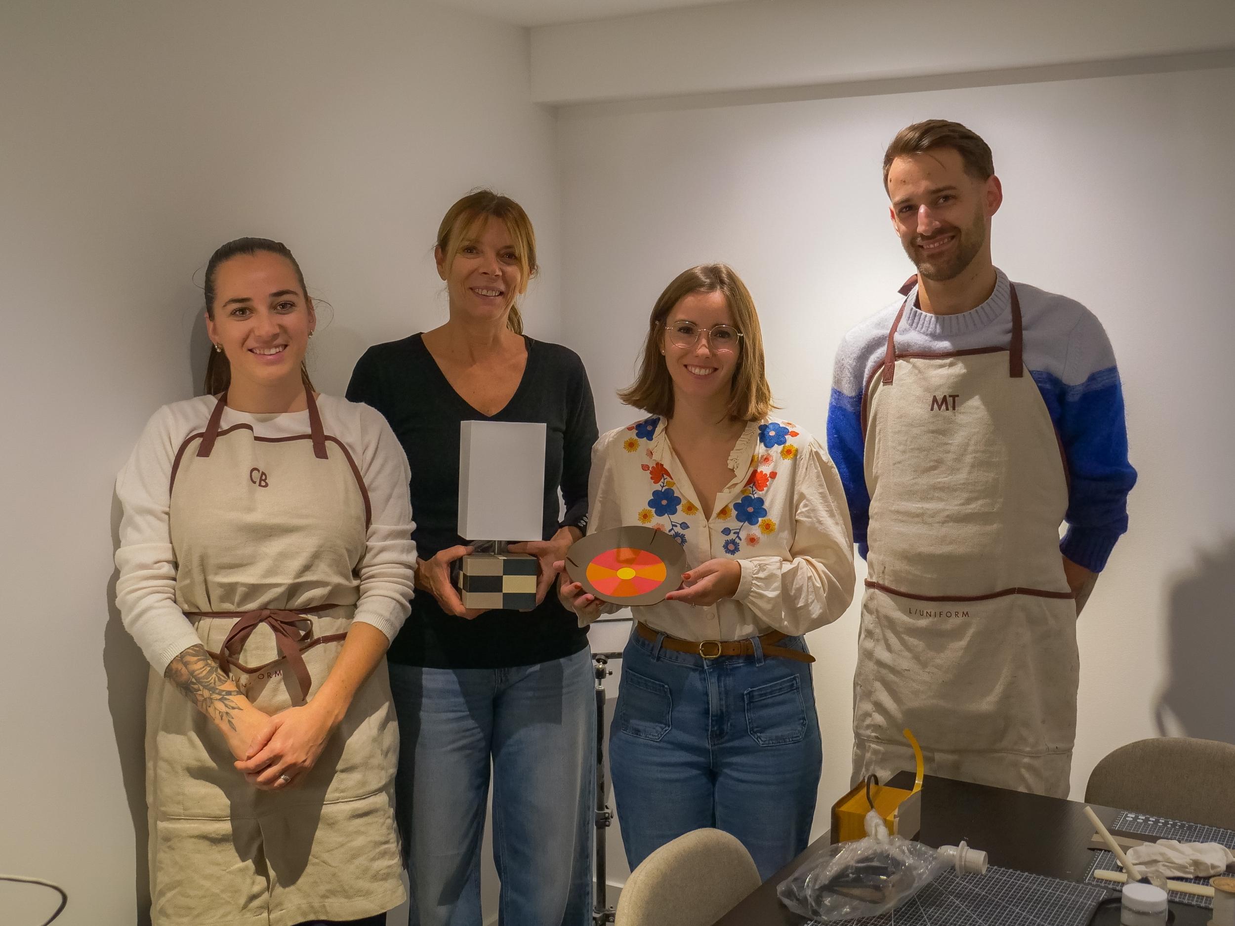 Réalisez votre lampe en marqueterie de cuir avec Camille et Maxime - Image n°3 - Wecandoo