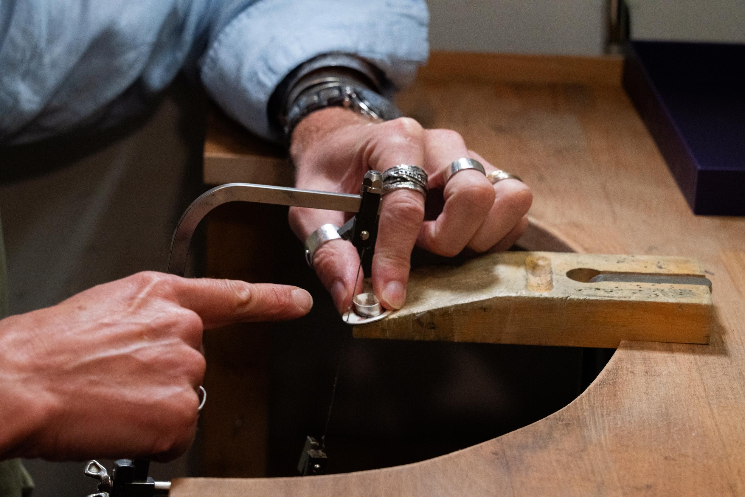Créez votre bague en argent sertie avec Morgane - Image n°9 - Wecandoo