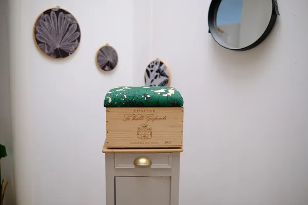Transformez une caisse de vin en pouf