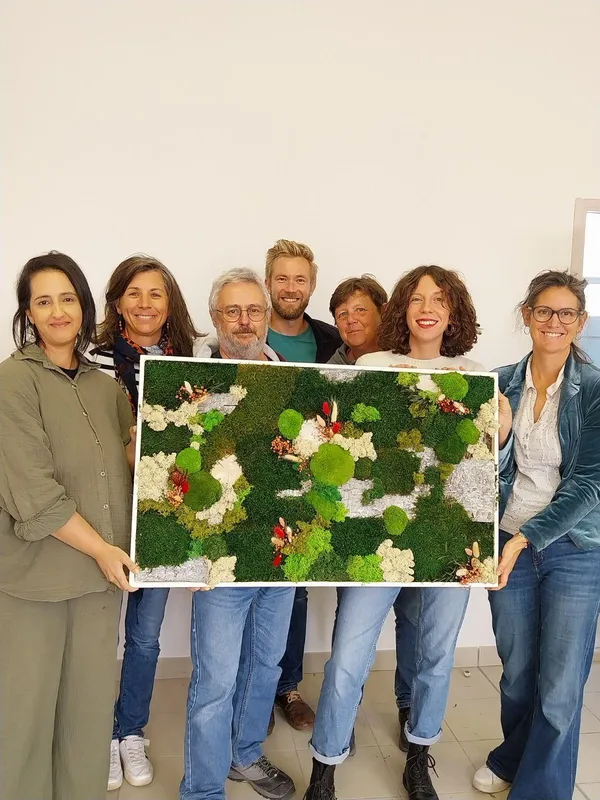 Créez votre fresque ou logo en végétaux stabilisés en équipe avec Amélie - Afbeelding nr. 4 - Wecandoo