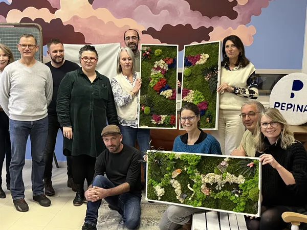 Créez votre fresque ou logo en végétaux stabilisés en équipe avec Amélie - Afbeelding nr. 3 - Wecandoo