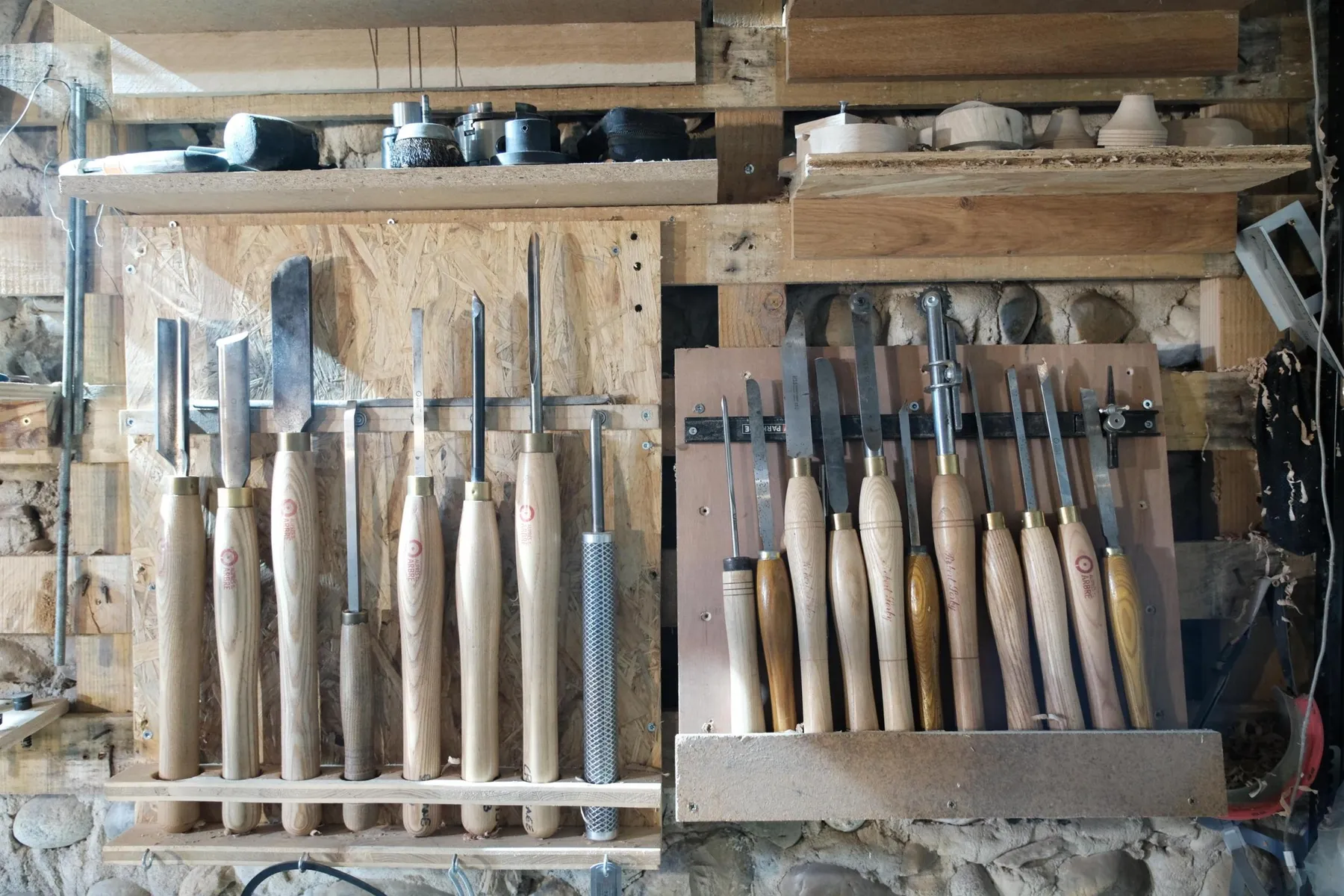 Tournez votre tire-bouchon ou décapsuleur en bois sur une journée avec Yann - Image n°3 - Wecandoo