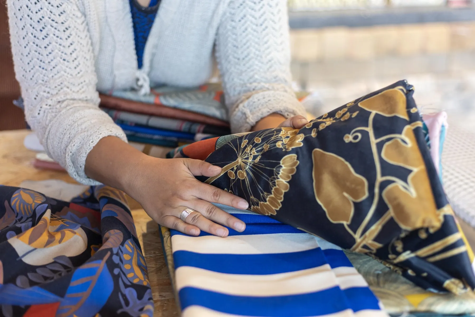 Tapissez votre petit banc d'interieur avec Sarah - Afbeelding nr. 3 - Wecandoo