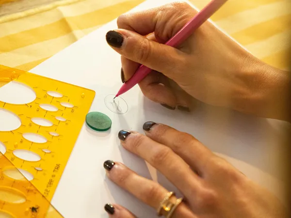 Sculptez votre bijou à la cire perdue avec Angeline - Image n°2 - Wecandoo