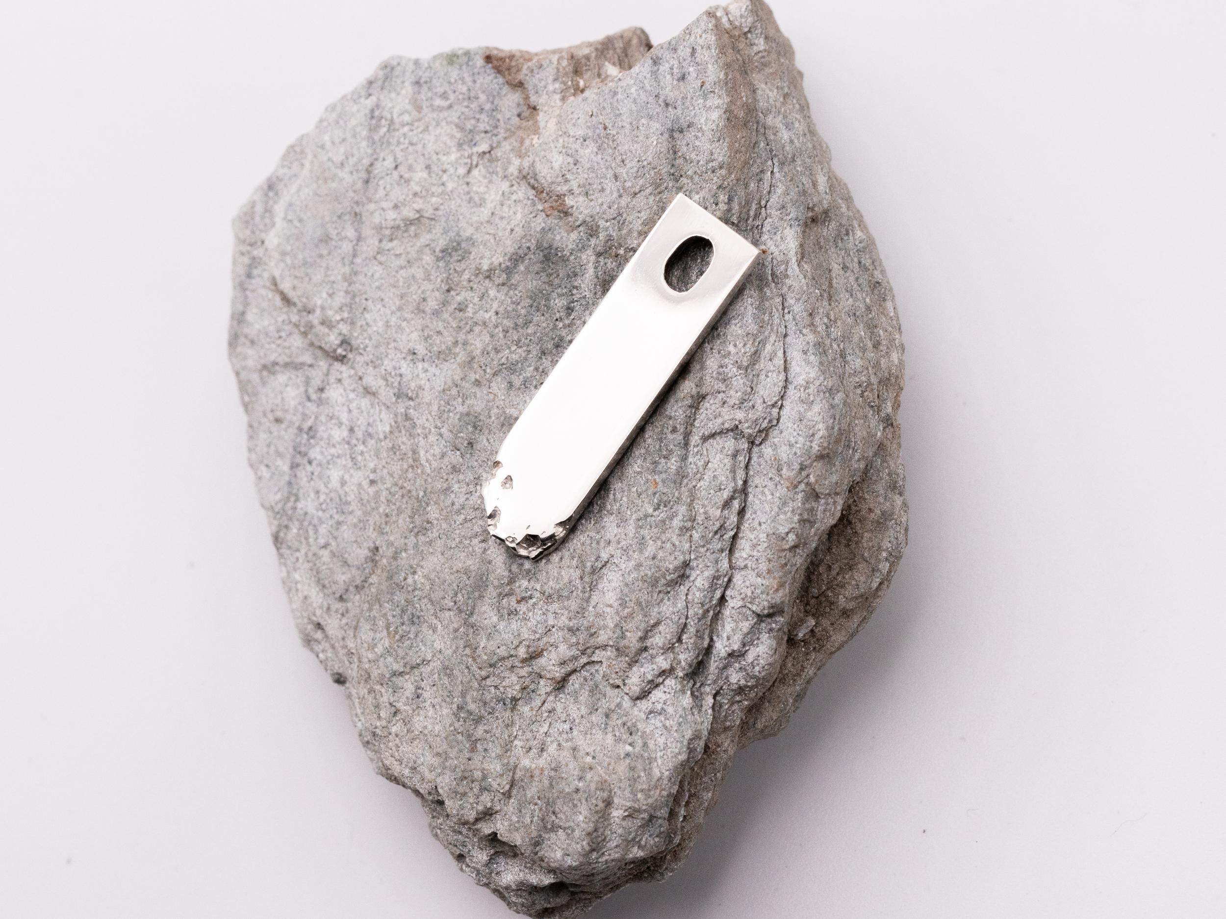 Personnalisez votre bijou en argent avec Angeline - Image n°1 - Wecandoo