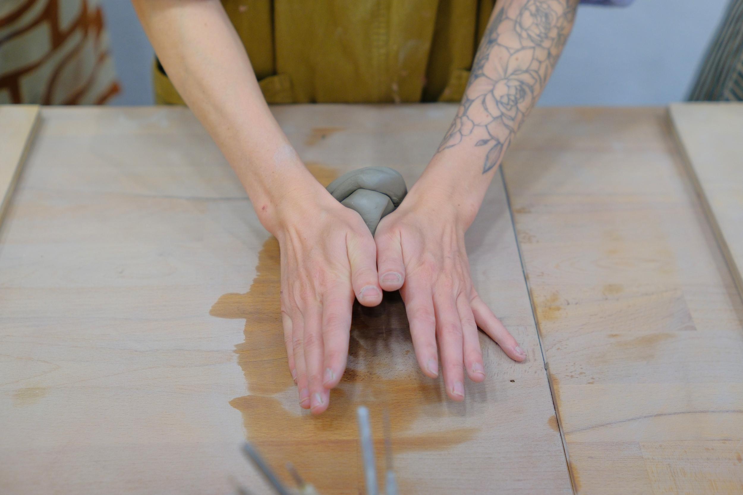 Modèle ta pièce en céramique avec Lola - Image n°7 - Wecandoo