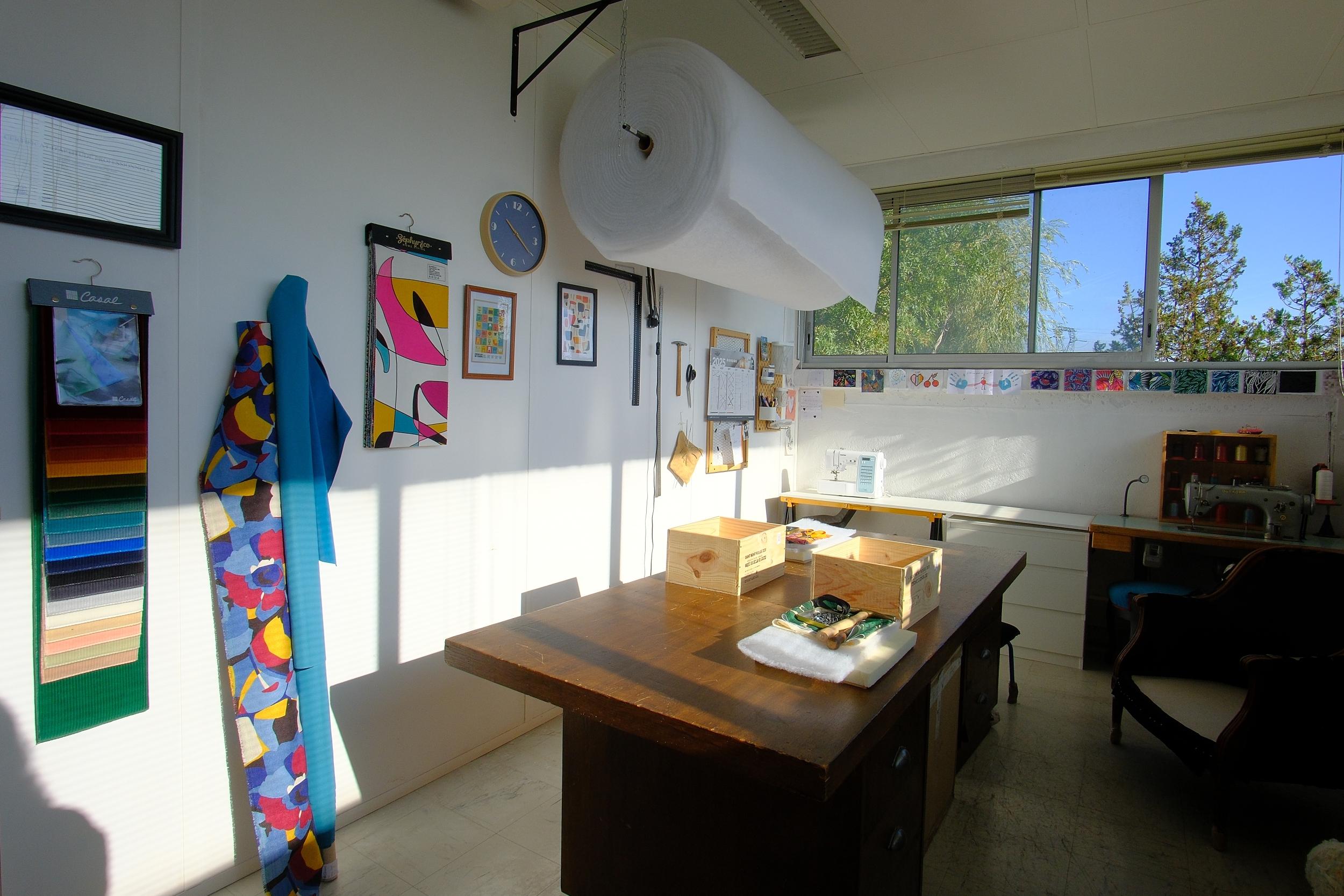Tapissez votre chaise en formica avec Mary - Image n°11 - Wecandoo