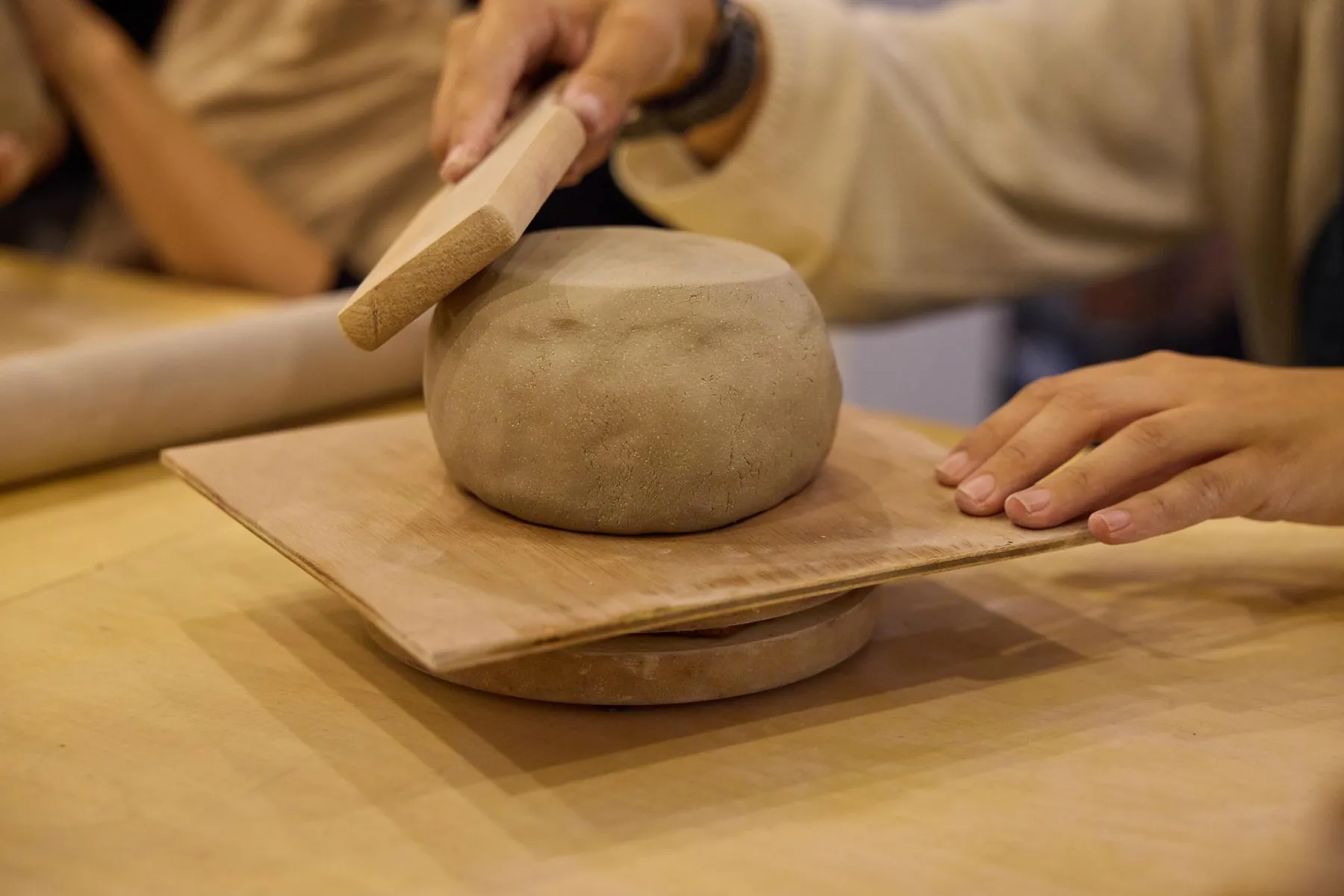 Décorez votre pièce en céramique avec Jessica - Image n°2 - Wecandoo