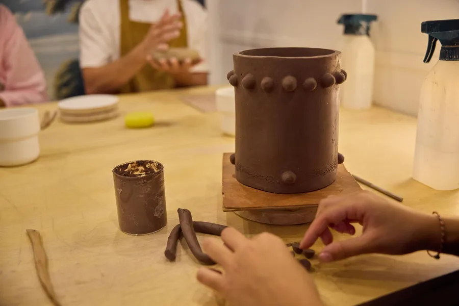 Réalisez votre pot de plante unique avec Jessica - Image n°1 - Wecandoo