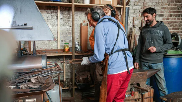 Réalisez votre couteau brut de forge avec Stéphane - Image n°2 - Wecandoo