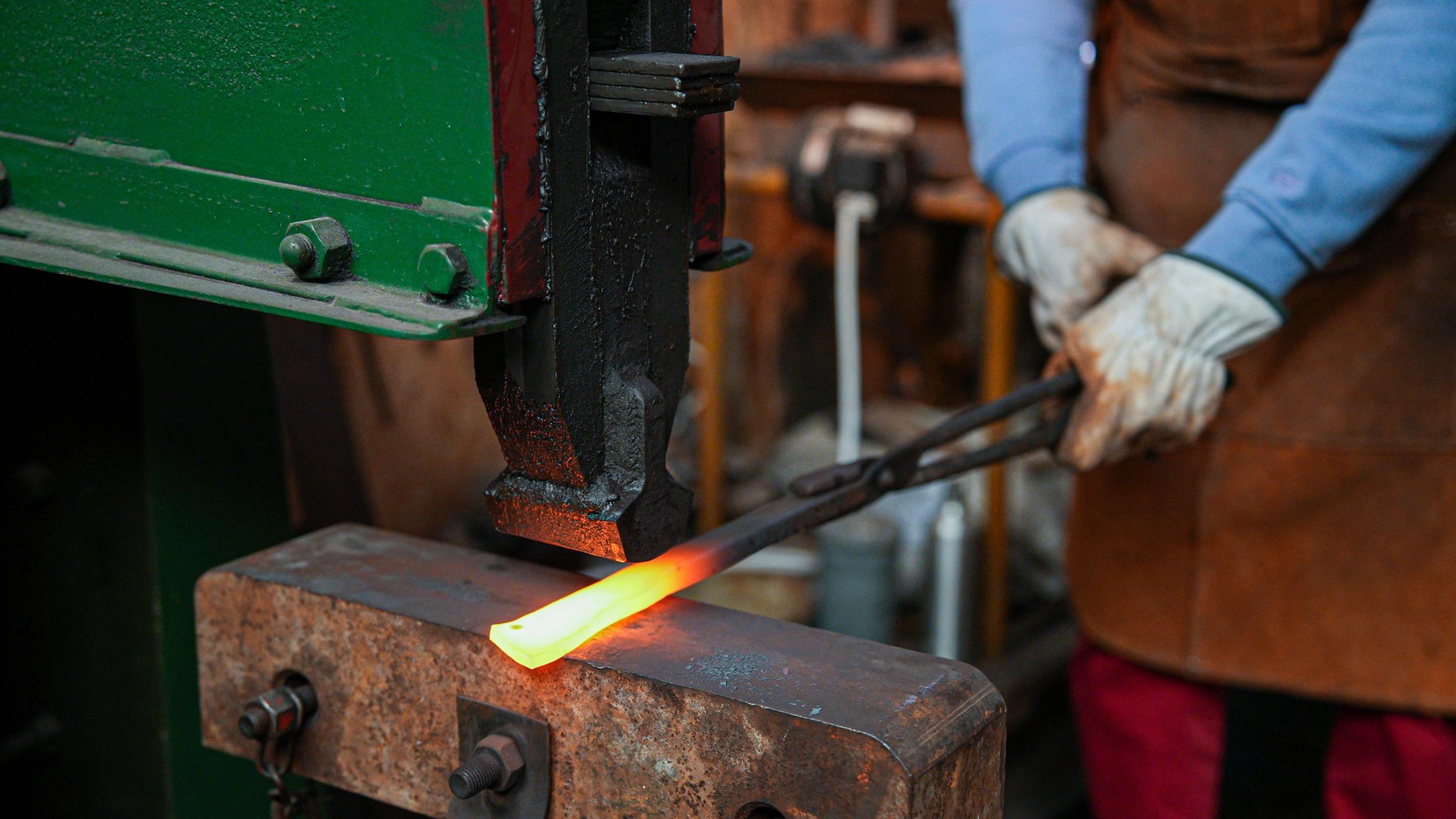 Réalisez votre couteau brut de forge avec Stéphane - Image n°9 - Wecandoo