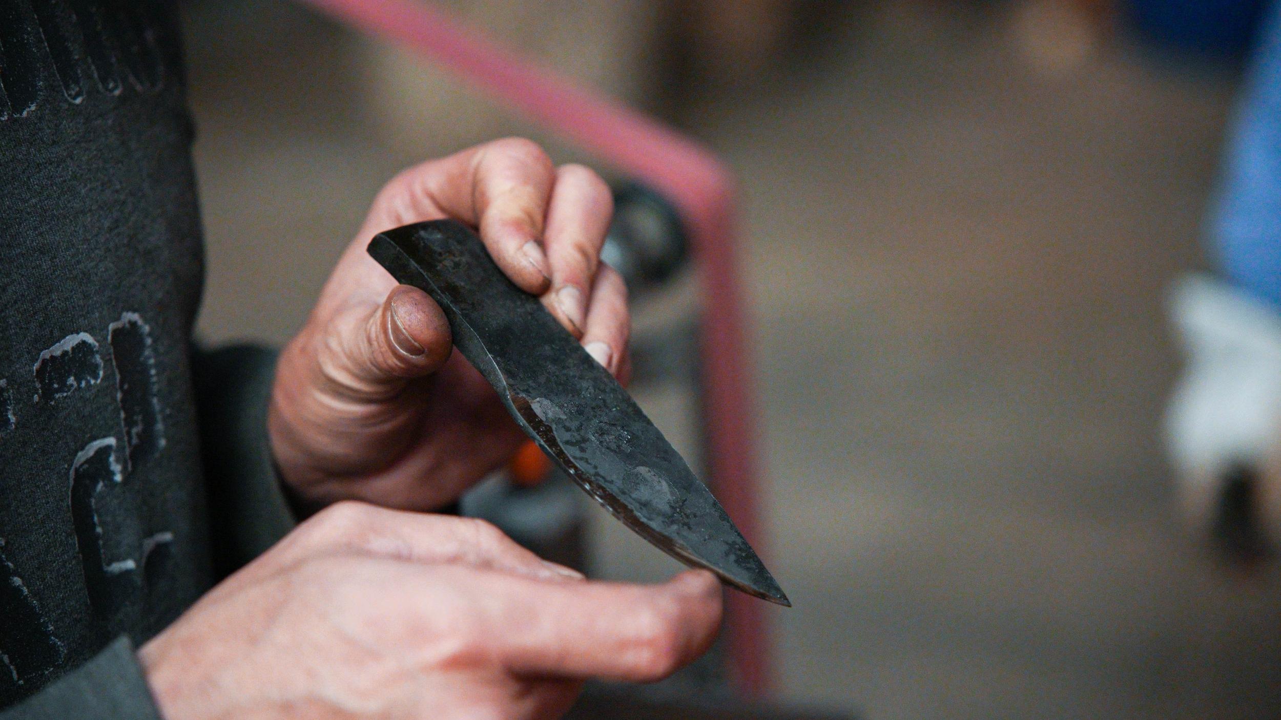 Réalisez votre couteau brut de forge avec Stéphane - Image n°8 - Wecandoo