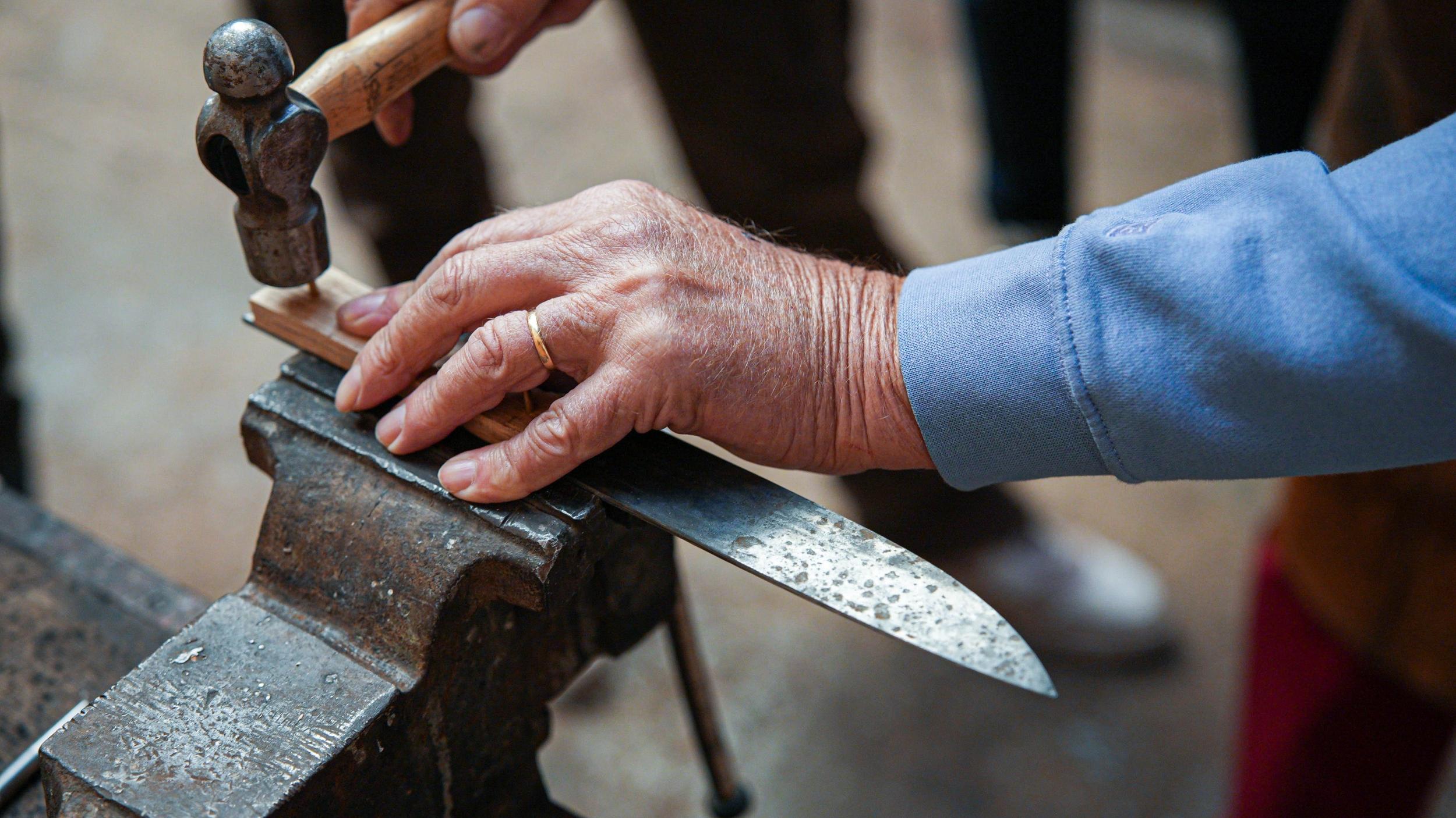Réalisez votre couteau brut de forge avec Stéphane - Image n°5 - Wecandoo