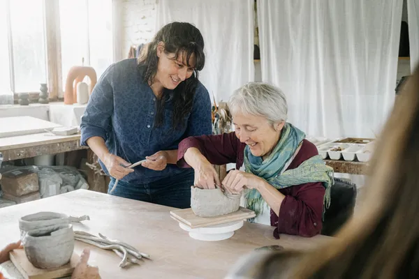 Créez votre lampe en céramique avec Florence - 2J - Image n°4 - Wecandoo