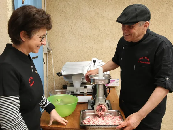 Rassemblez votre équipe et cuisinez votre repas ardéchois avec Jérôme - Image n°3 - Wecandoo
