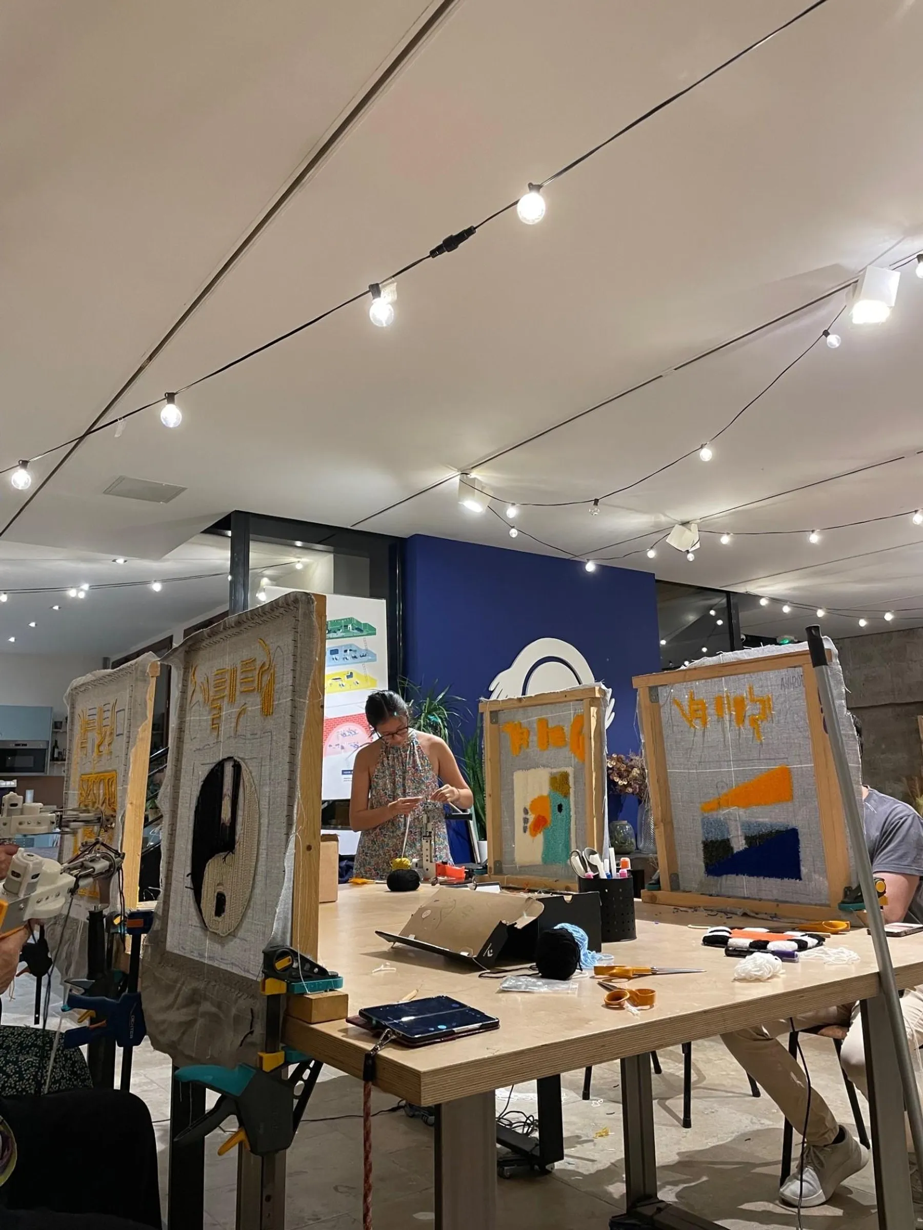 Initiez-vous au tufting dans le Viaduc des Arts - Image n°3 - Wecandoo