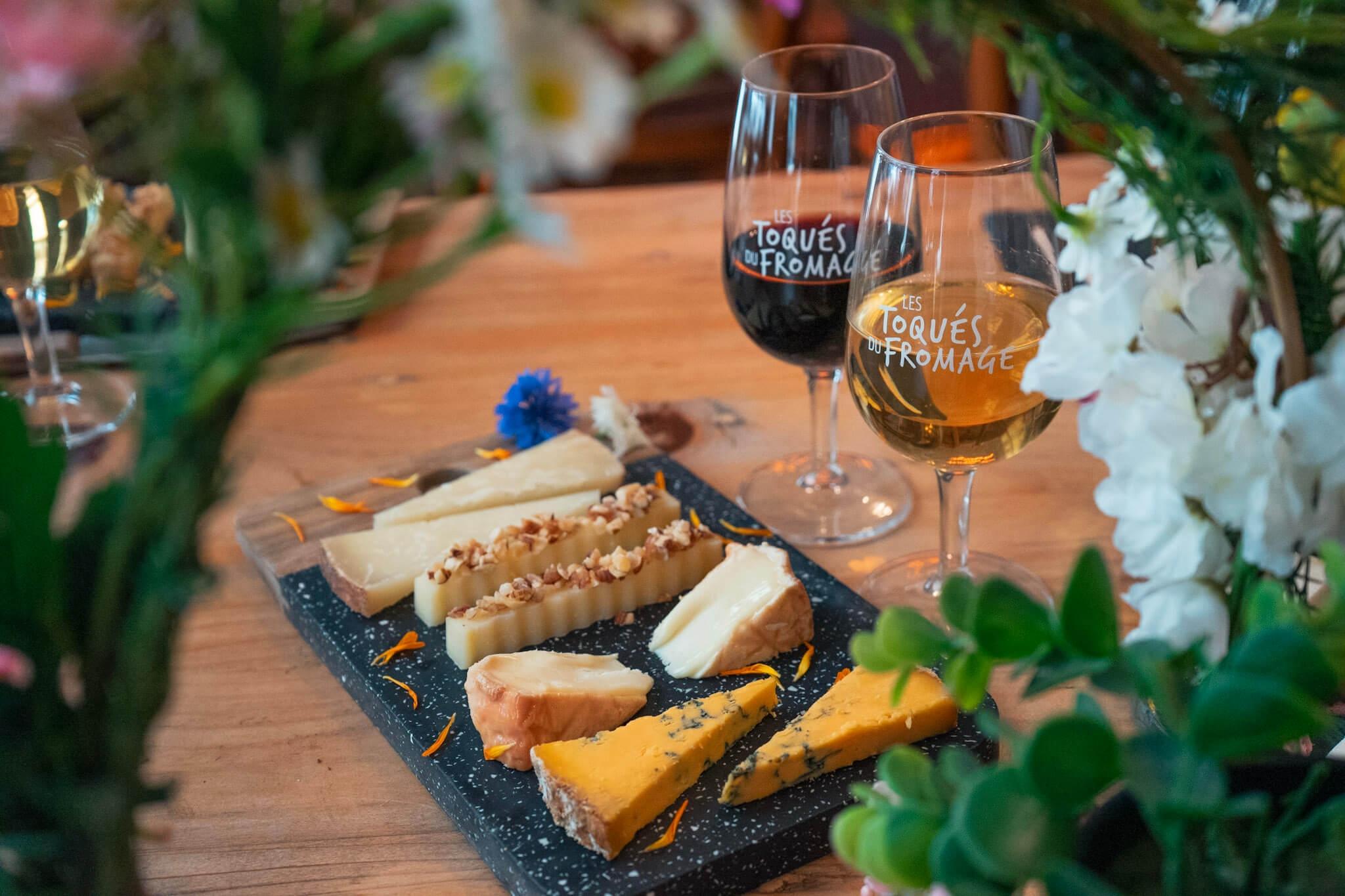 Initiez-vous aux accords fromages & bières avec Antoine et Quentin - Image n°9 - Wecandoo