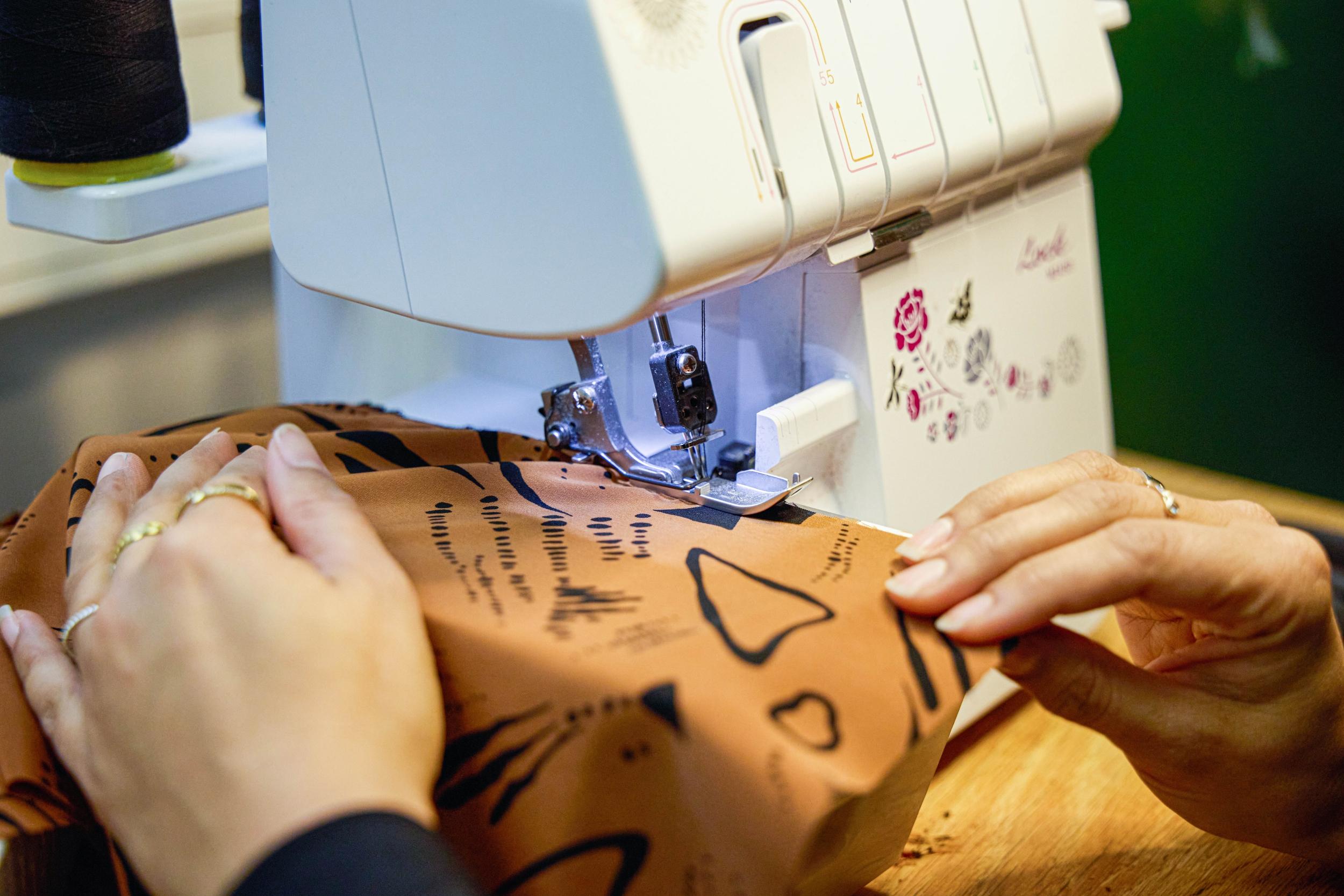 Réalisez votre kimono à partir de tissus upcyclés avec Morgane - Image n°1 - Wecandoo