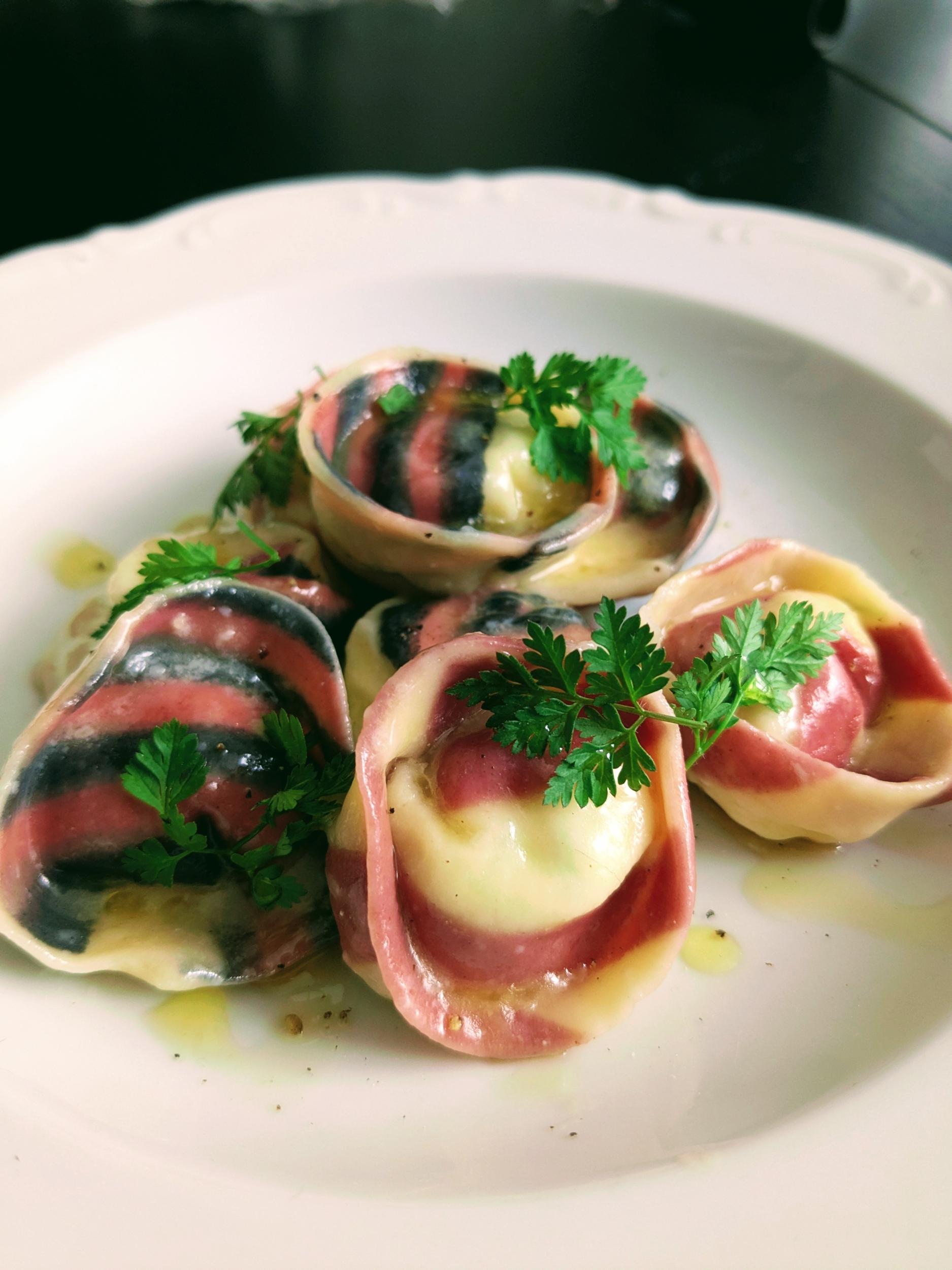 Cuisinez et dégustez vos raviolis colorés - Image n°10 - Wecandoo