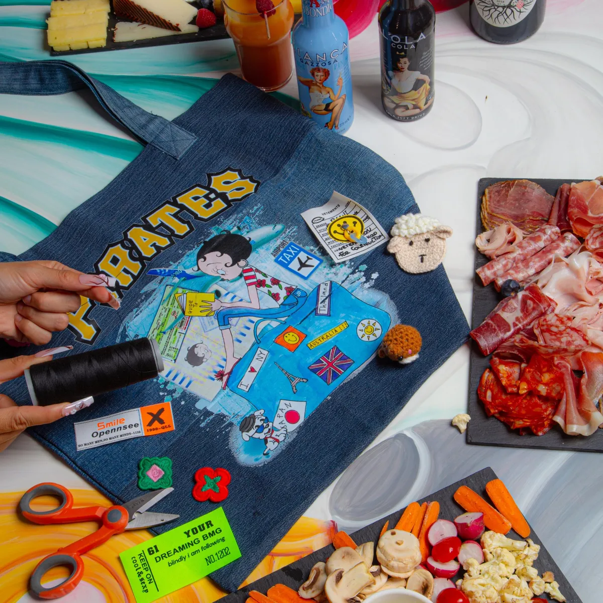 Créez votre tote-bag en jean autour d'un apéro