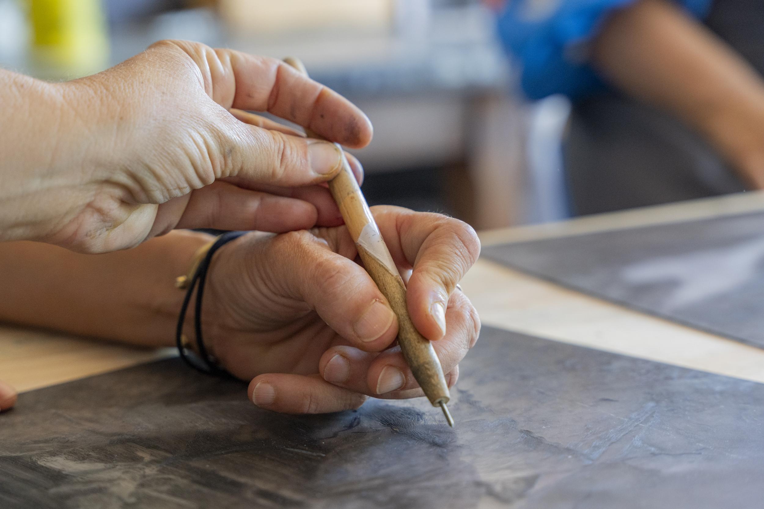 Initiez-vous à la gravure avec Annabel - Image n°3 - Wecandoo