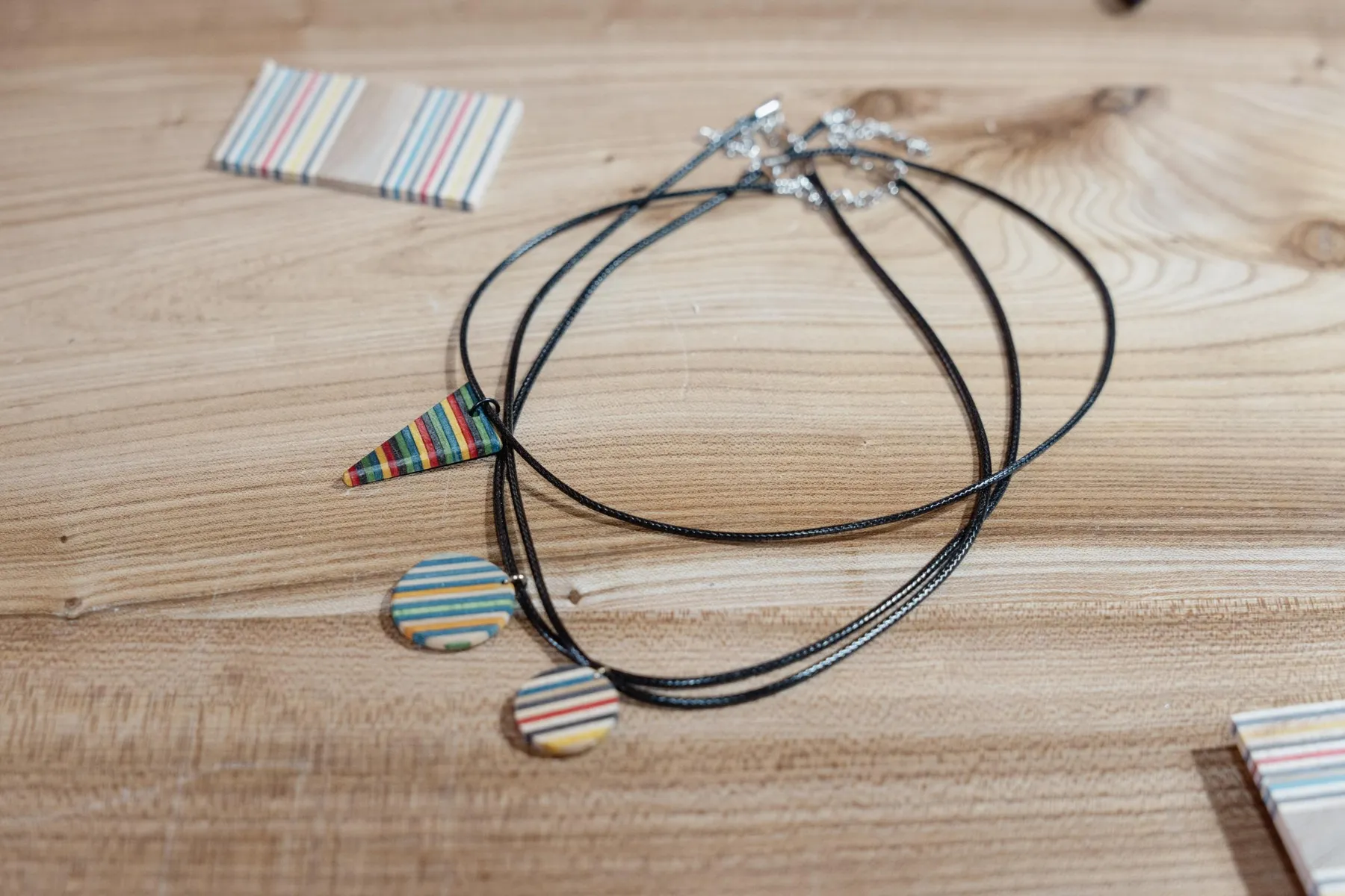 Fabriquez vos objets en skate recyclé avec Tom - Afbeelding nr. 2 - Wecandoo