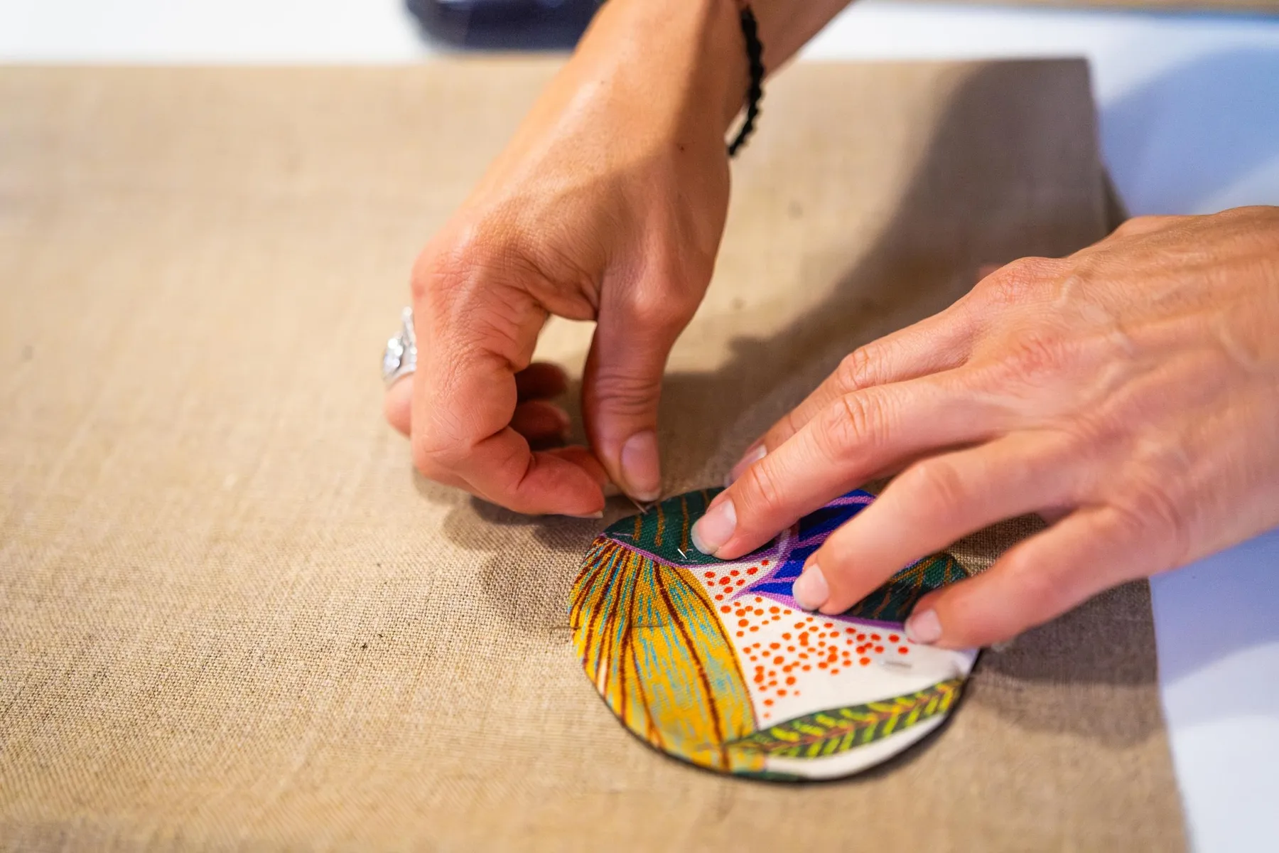 Faites vos premiers pas en couture avec Aurélie - Image n°5 - Wecandoo